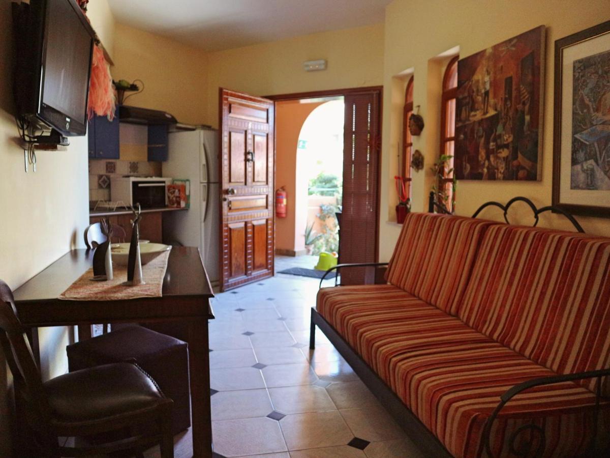 Villa Eleni Seaside Apartments Platanés Екстериор снимка