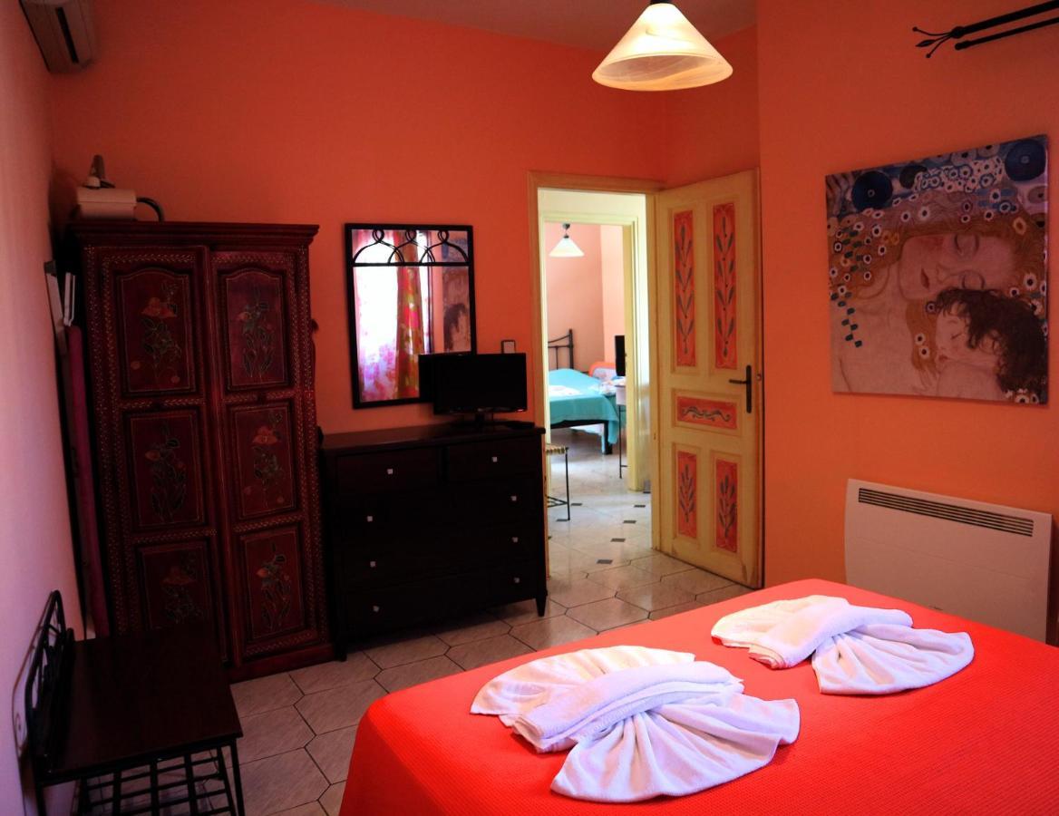 Villa Eleni Seaside Apartments Platanés Екстериор снимка